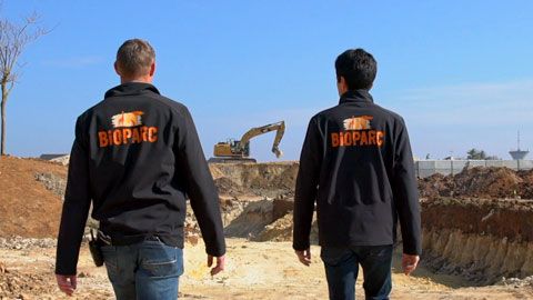 Thumbnail image for Le cratère des carnivores