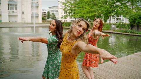 Thumbnail image for Les Nanas dans l'Rétro